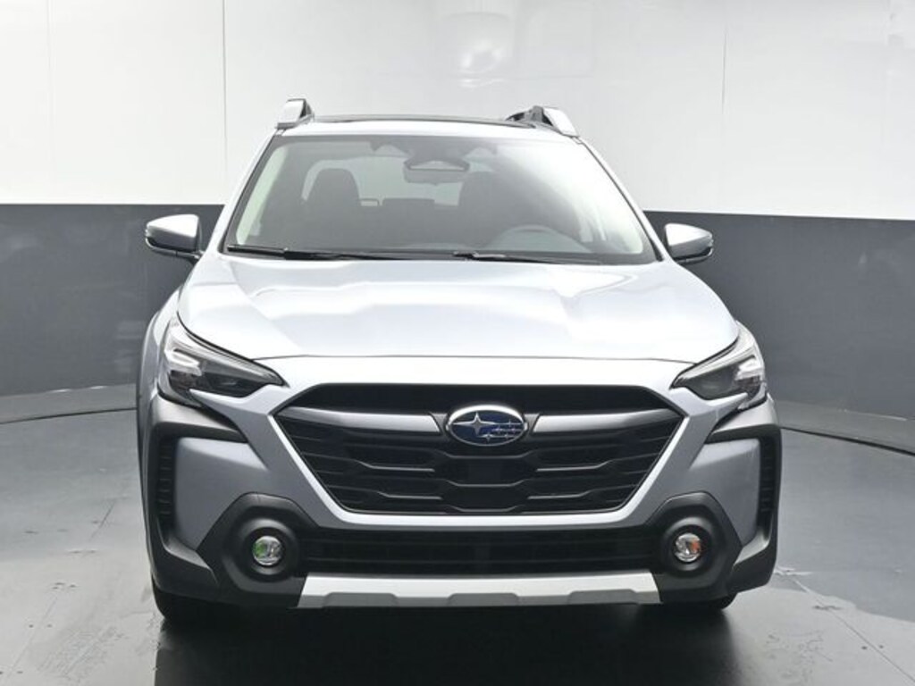 Used 2025 Subaru Outback Touring SUV