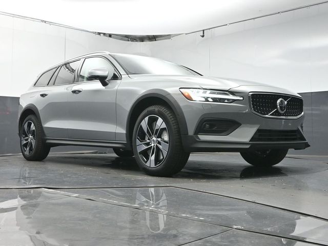 2026 Volvo V60 Cross Country Plus - Photo 33