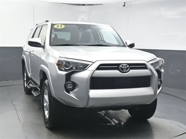 2023 Toyota 4Runner SR5 photo 2