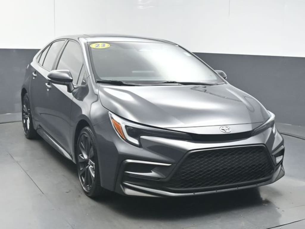Used 2023 Toyota Corolla SE Sedan
