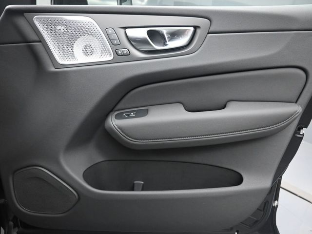 2026 Volvo XC60 Ultra - Photo 30