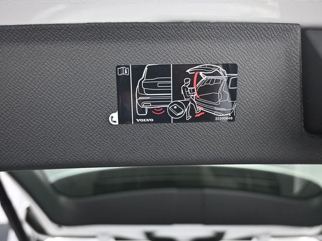 2026 Volvo XC90 Plus - Photo 26