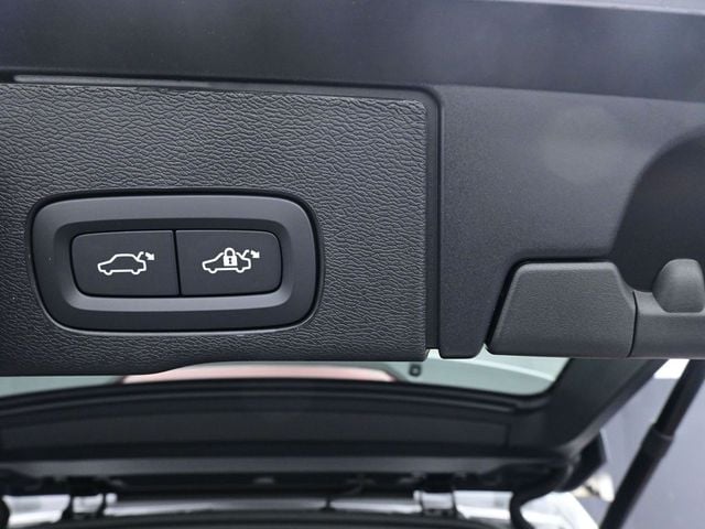 2026 Volvo XC60 Ultra - Photo 25