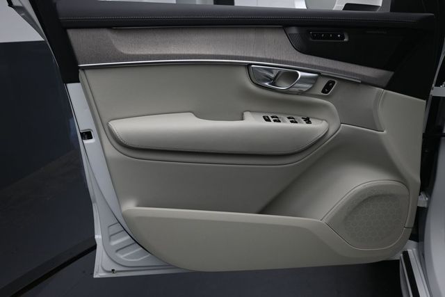 2026 Volvo XC90 Ultra - Photo 20