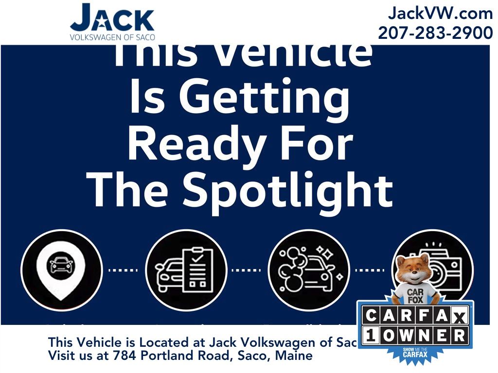 2025 Volkswagen Jetta SE's photo