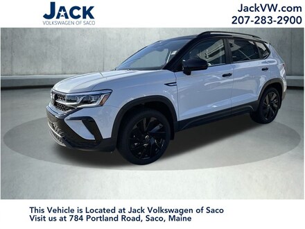 2024 Volkswagen Taos 1.5T SE Black SUV