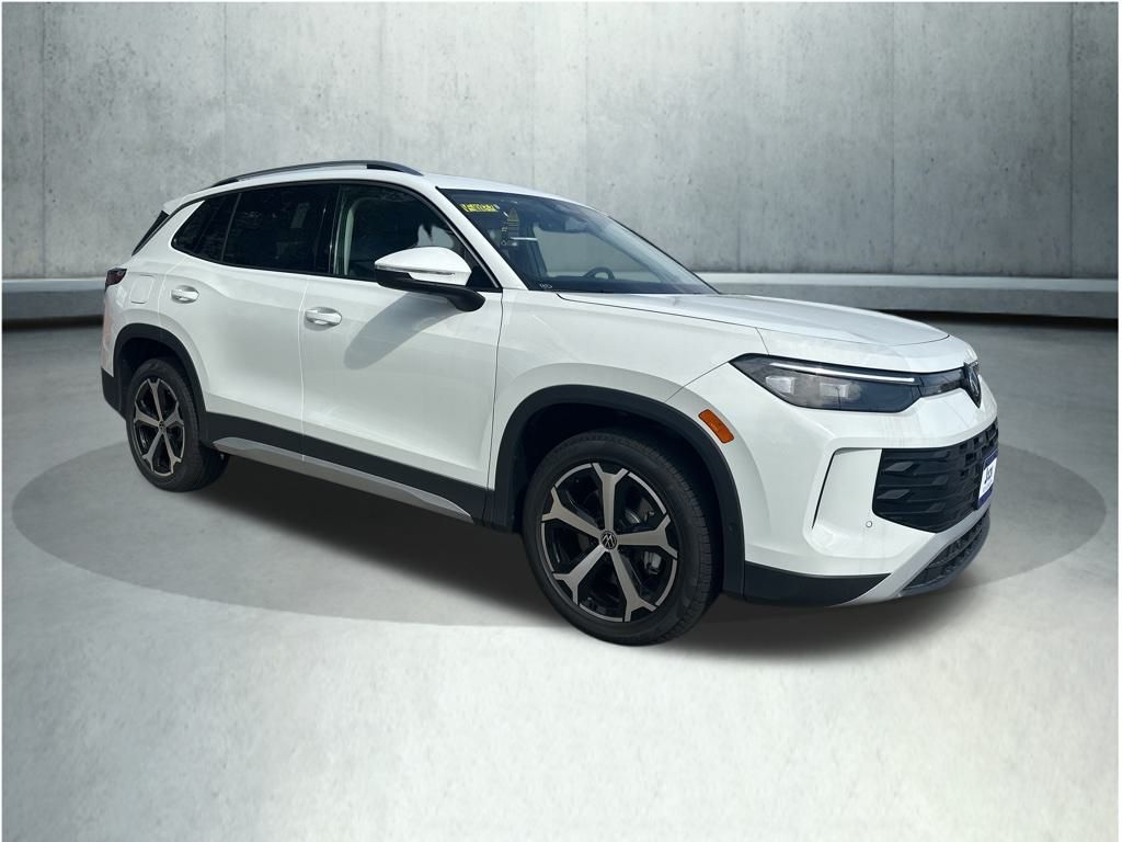 2025 Volkswagen Tiguan SE photo 4