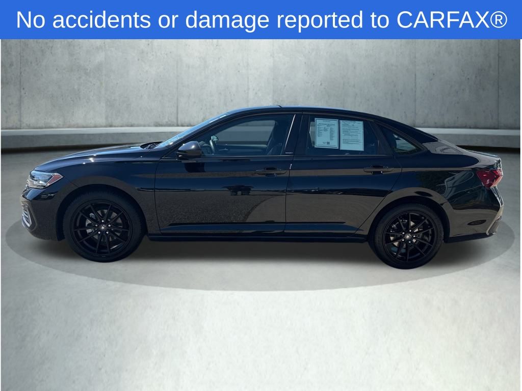 2024 Volkswagen Jetta 1.5T Sport photo 2