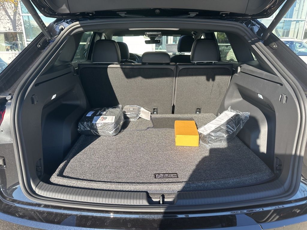 2026 Volkswagen Atlas Cross Sport SEL Premium R-LINE - Photo 23