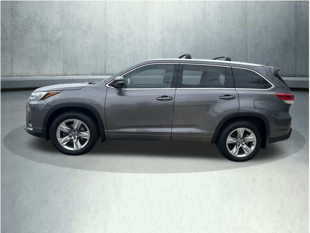 Used 2018 Toyota Highlander SUV