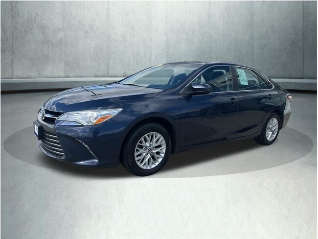 2017 Toyota Camry LE Sedan