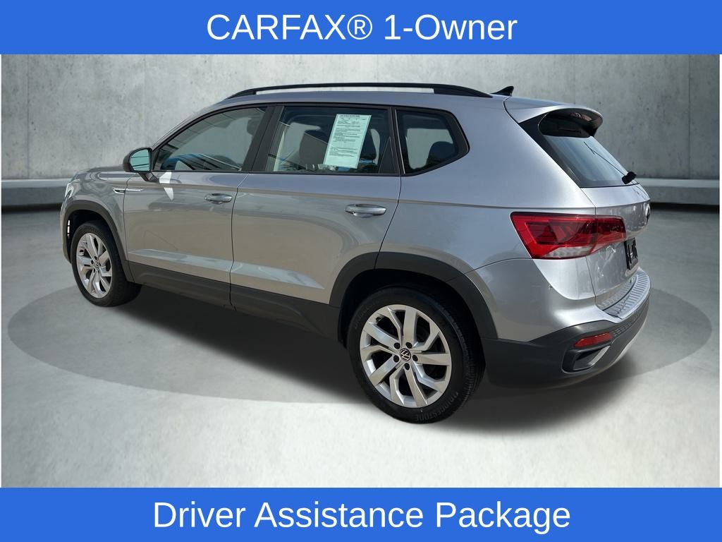 2023 Volkswagen Taos S photo 3