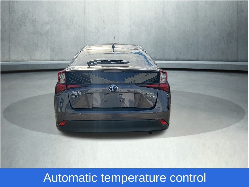 Used 2021 Toyota Prius XLE AWD-e Hatchback