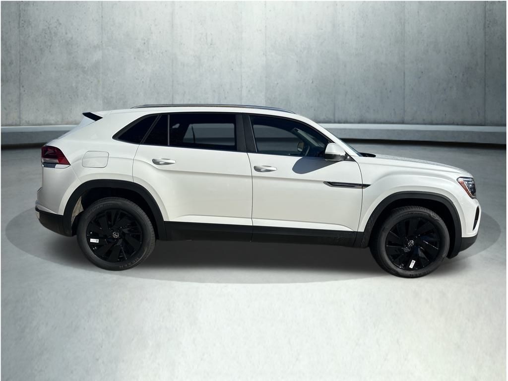 New 2026 Volkswagen Atlas Cross Sport 2.0T SE w/Technology SUV