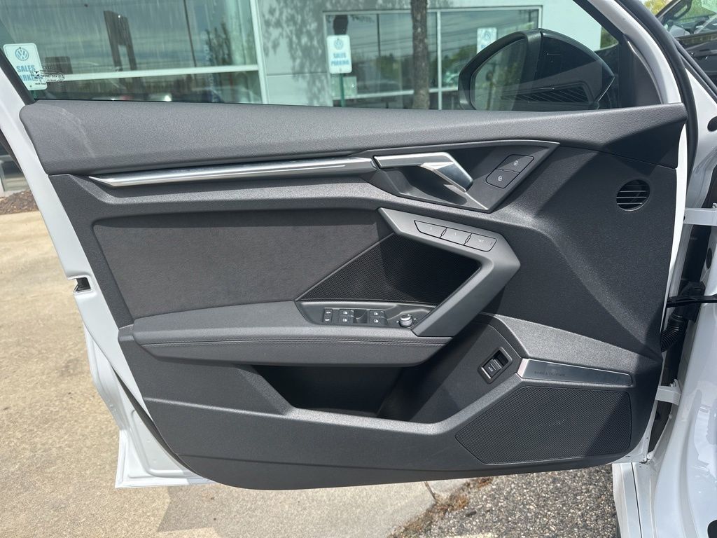 2023 Audi RS 3 Base - Photo 11