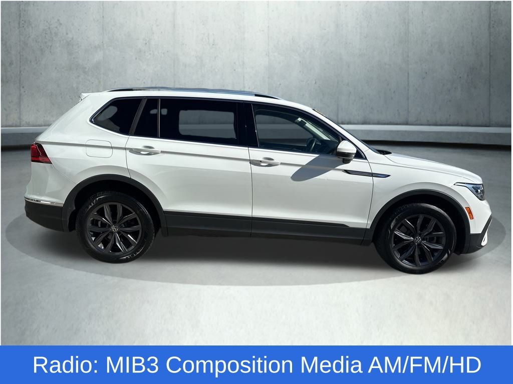 2022 Volkswagen Tiguan SE photo 3