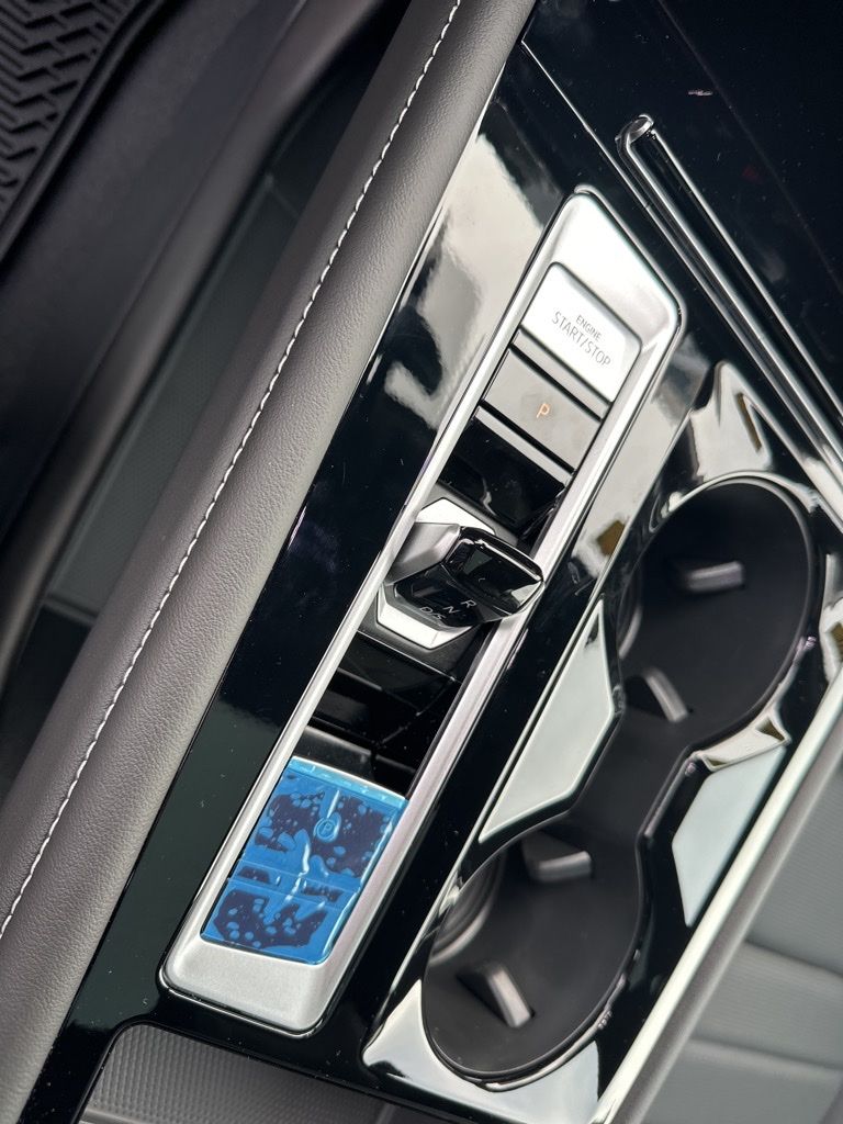 2026 Volkswagen Atlas Cross Sport SEL R-LINE - Photo 24