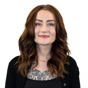 Staff member Brooklynn B from ID_2e2f0d41a404