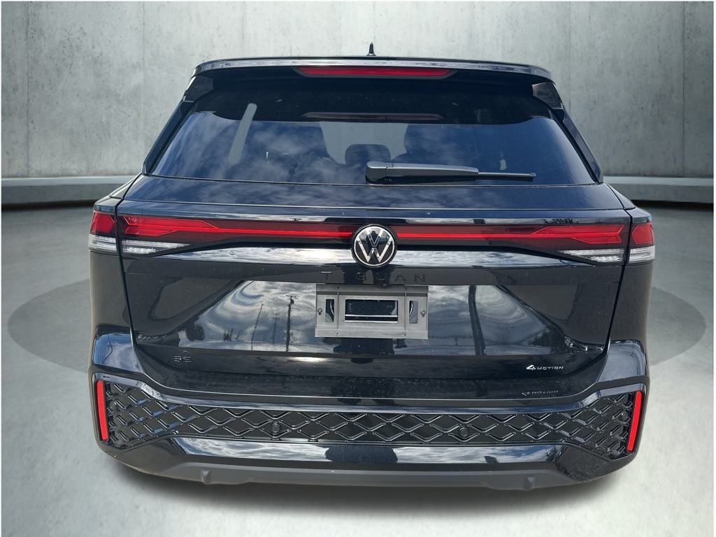New 2025 Volkswagen Tiguan 2.0T SE R-Line Black SUV