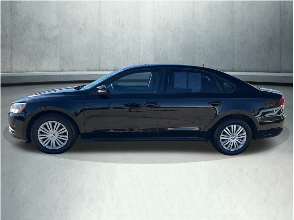 Used 2014 Volkswagen Passat 1.8T S Sedan