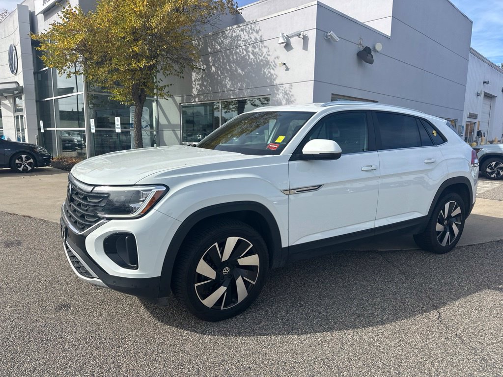 2024 Volkswagen Atlas Cross Sport SE w/Tech