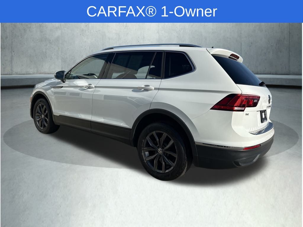 2022 Volkswagen Tiguan SE photo 3