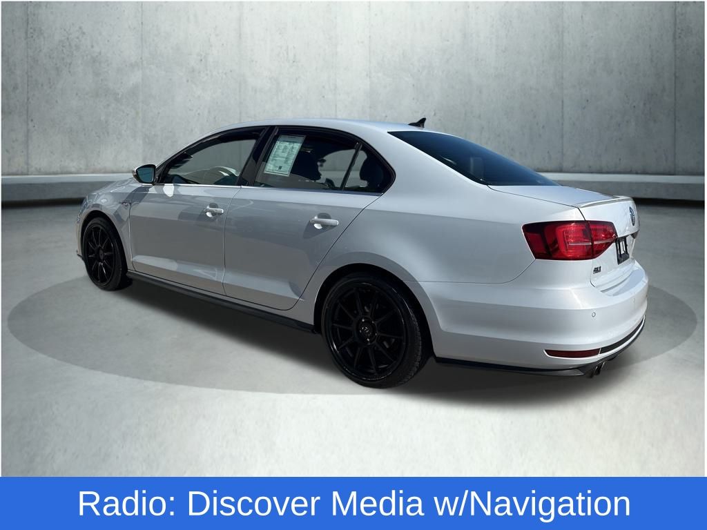 2017 Volkswagen Jetta GLI photo 3
