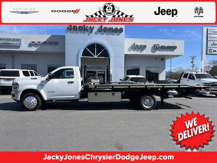 2025 Ram 5500 Chassis Cab Big Horn Rollback Big Horn 4x2 Reg Cab 120 CA 204.5 WB