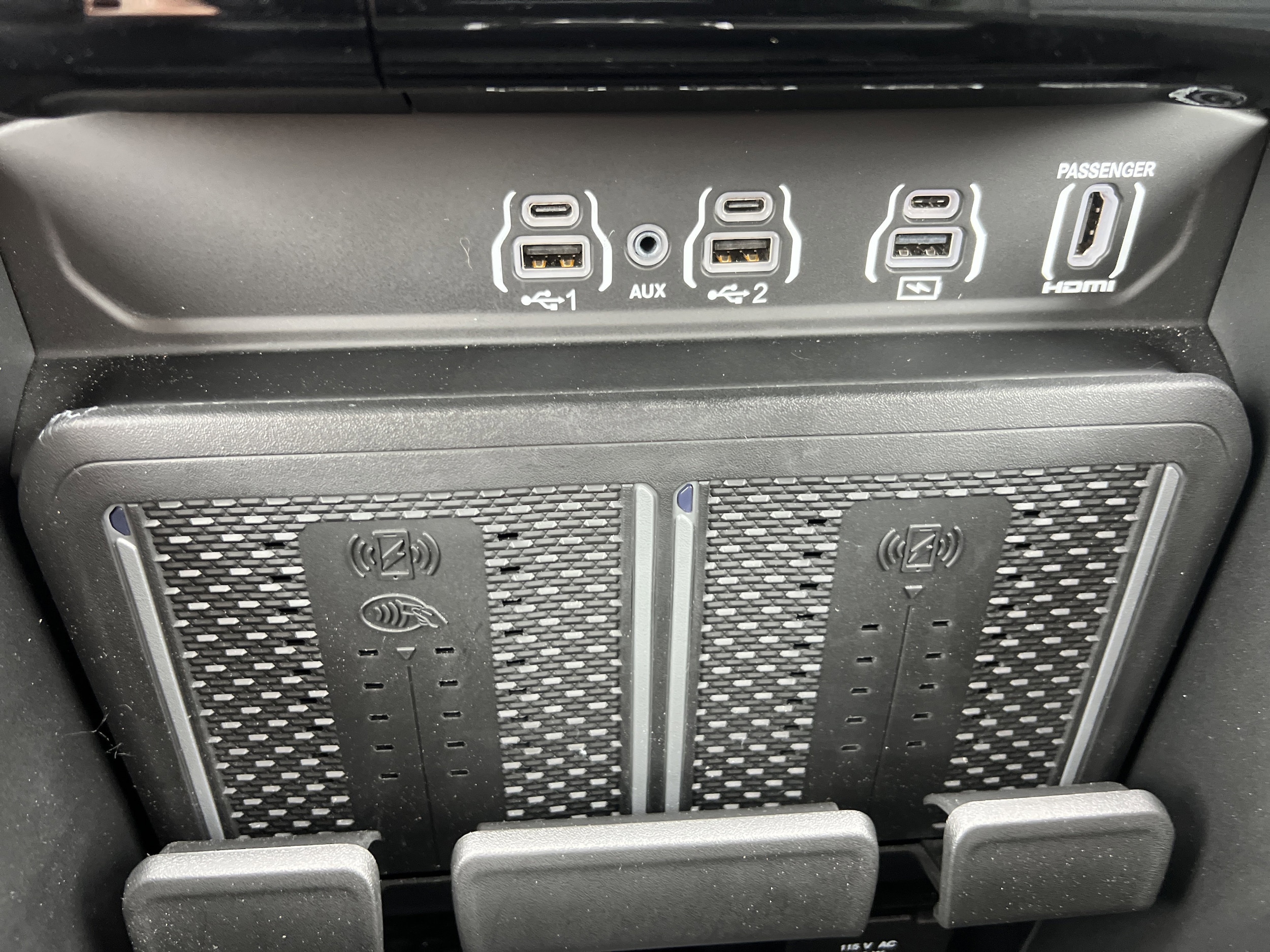 2025 RAM Ram 1500 Pickup Laramie - Photo 32