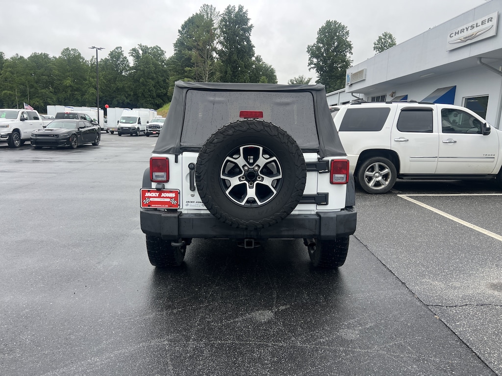 Used 2011 Jeep Wrangler Sport 4WD Sport