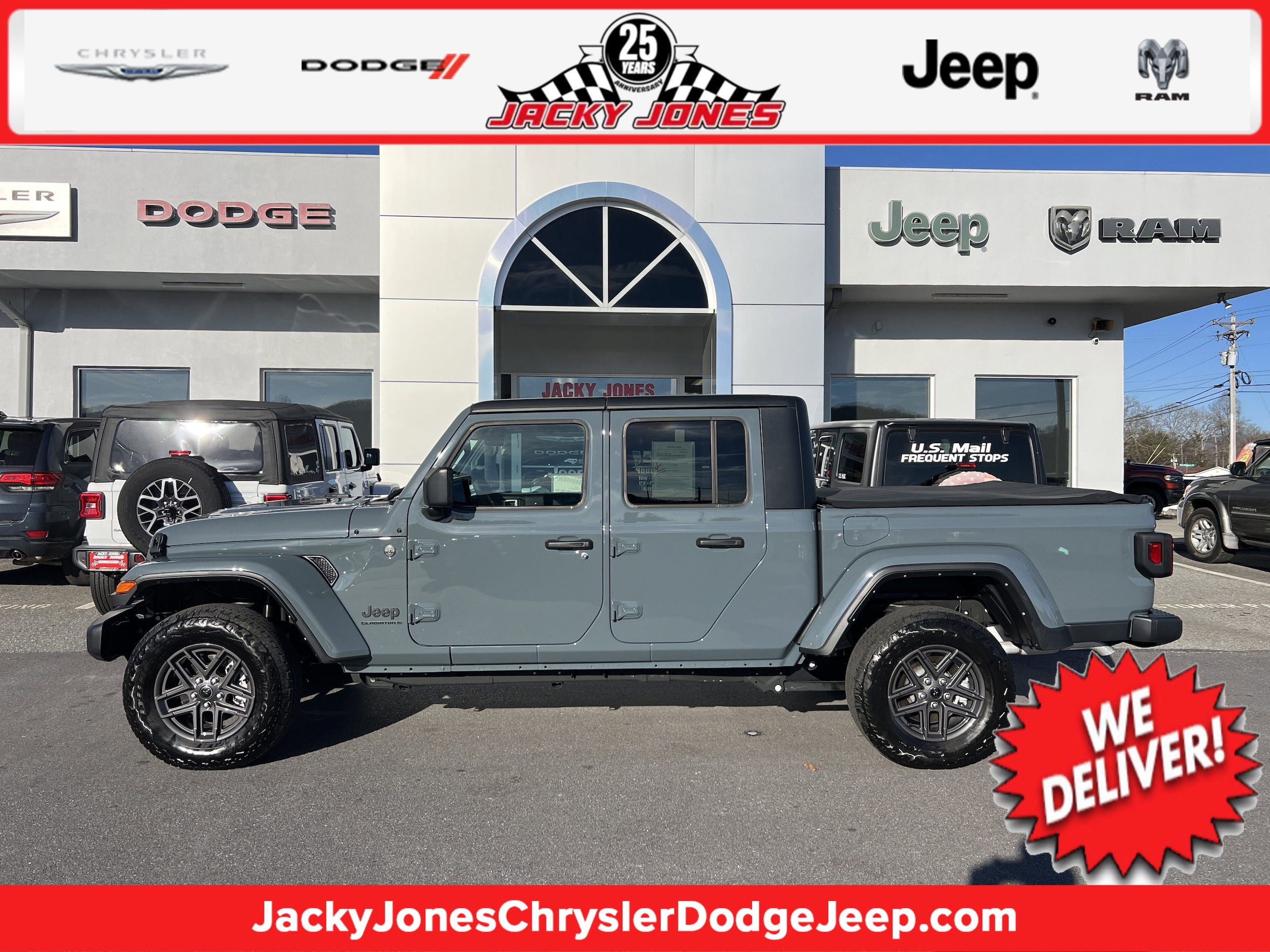 2024 Jeep Gladiator Sport S's photo