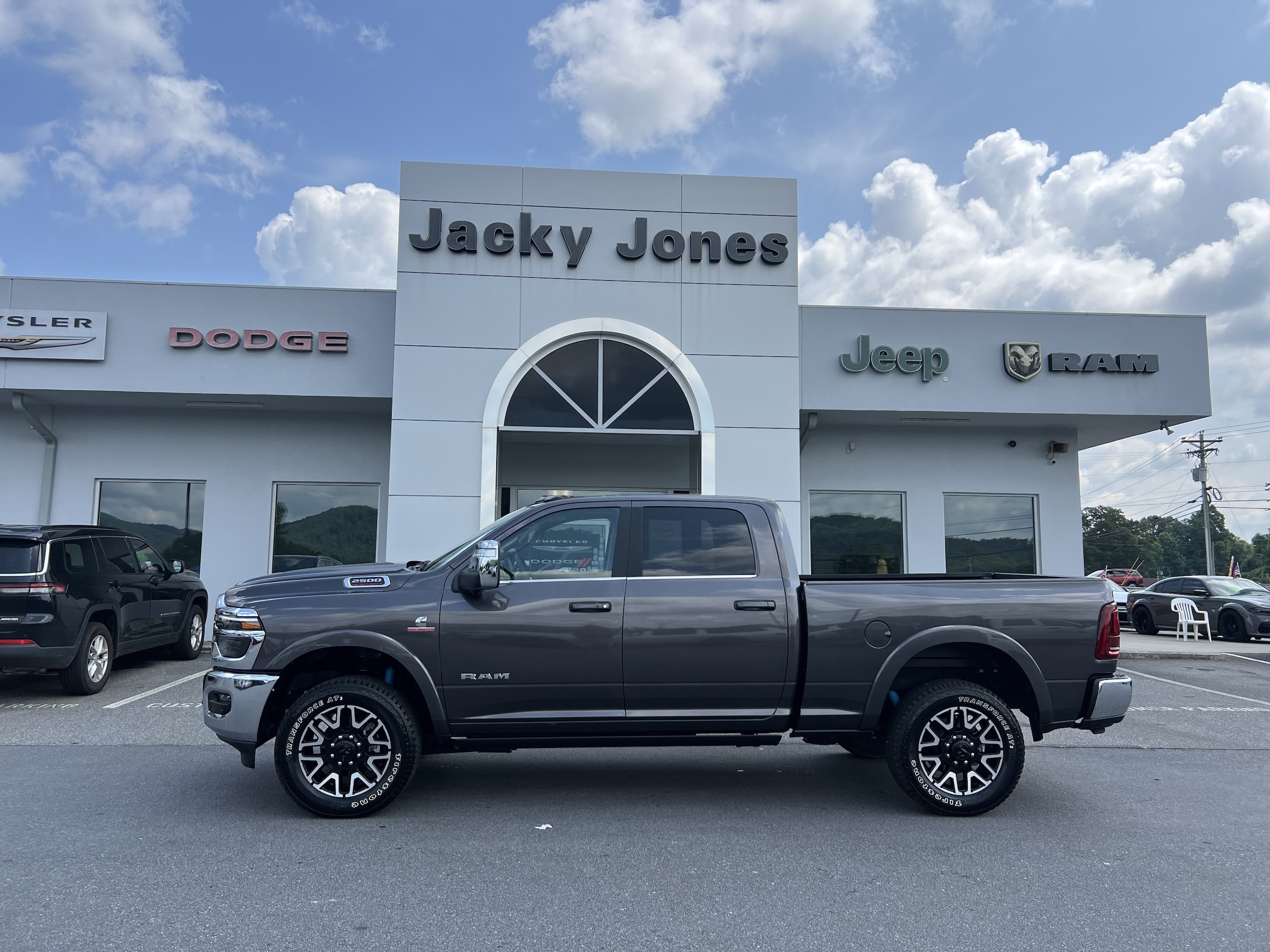 2025 Ram 2500 Longhorn 4x4 Crew Cab 64 Box 