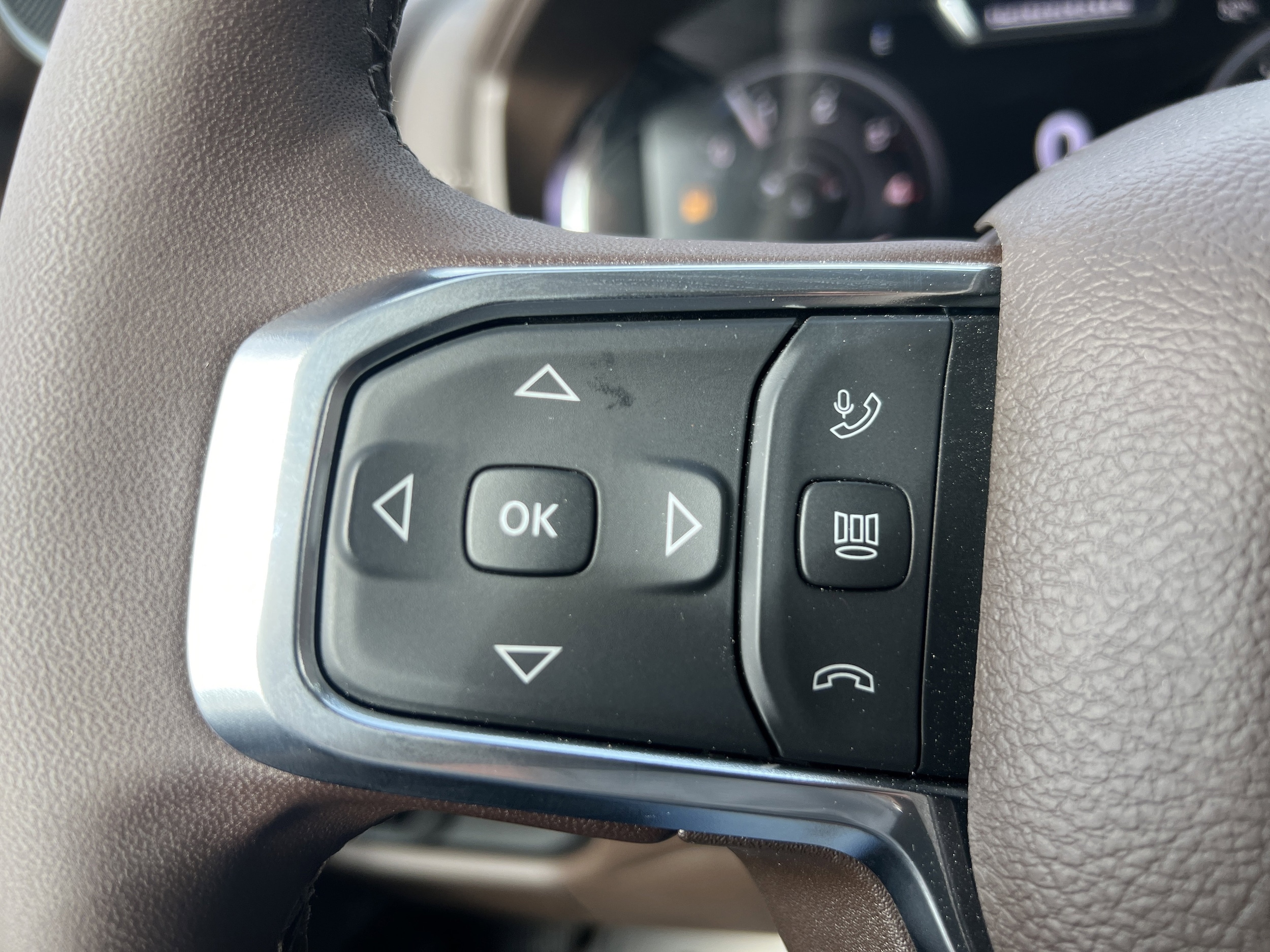 2026 RAM 3500 Laramie - Photo 36
