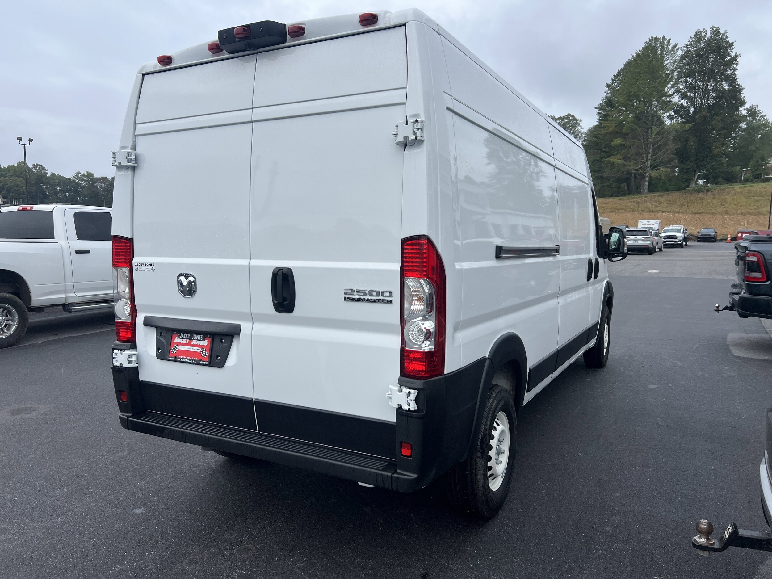 2025 Ram ProMaster 2500 photo 3
