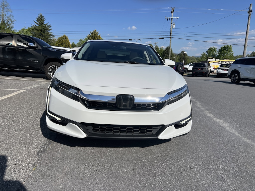 Used 2018 Honda Clarity Plug-In Hybrid Sedan