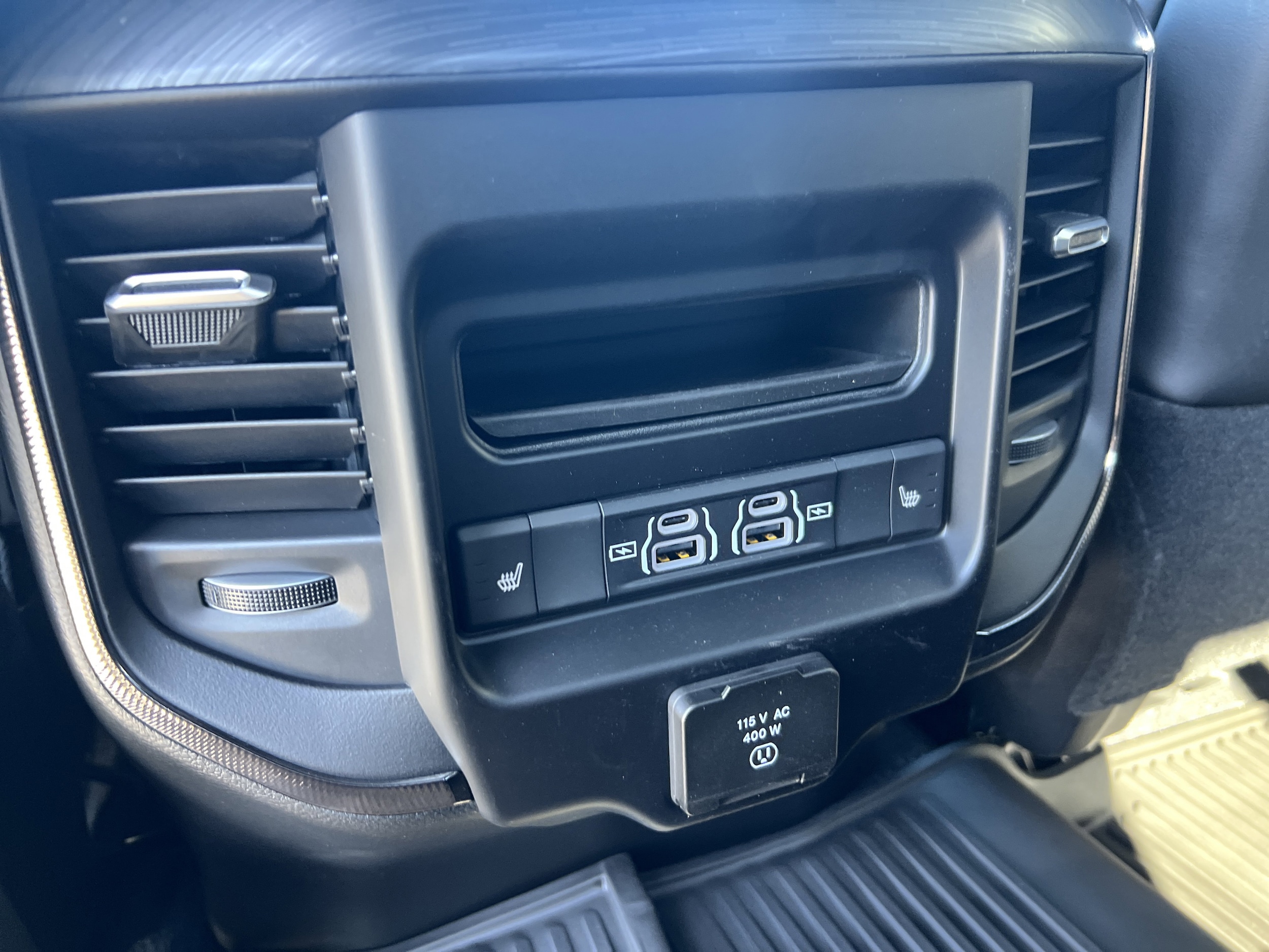 2026 RAM 2500 Rebel - Photo 19