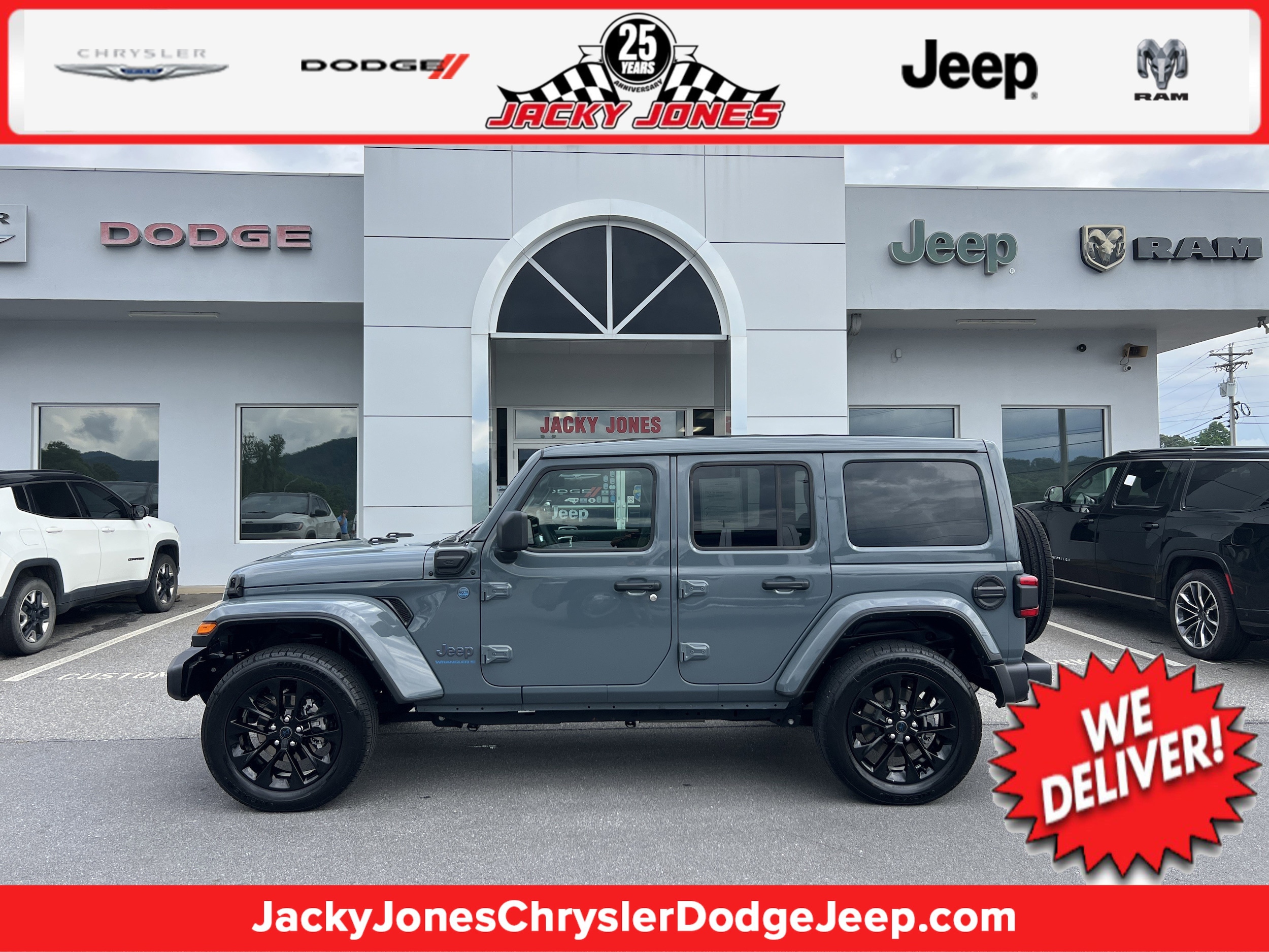 2025 Jeep Wrangler 4xe Sahara 4XE's photo