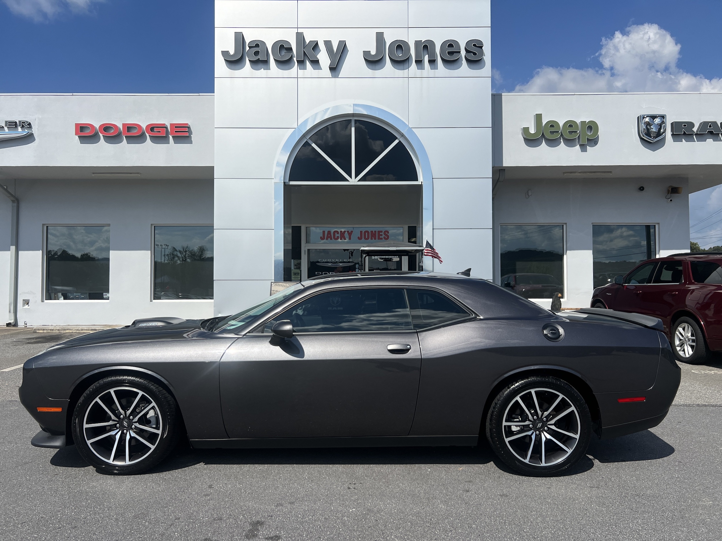 2021 Dodge Challenger R/T RWD 