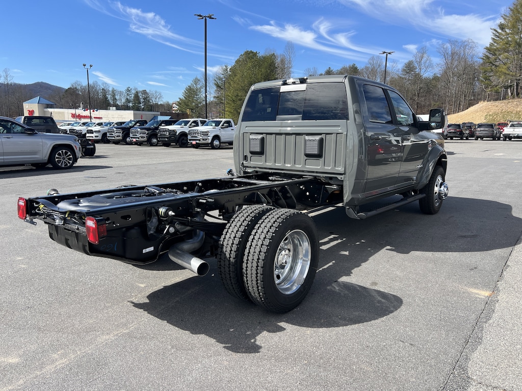 New 2026 Ram 5500 Chassis Cab Tradesman/Big Horn Pickup