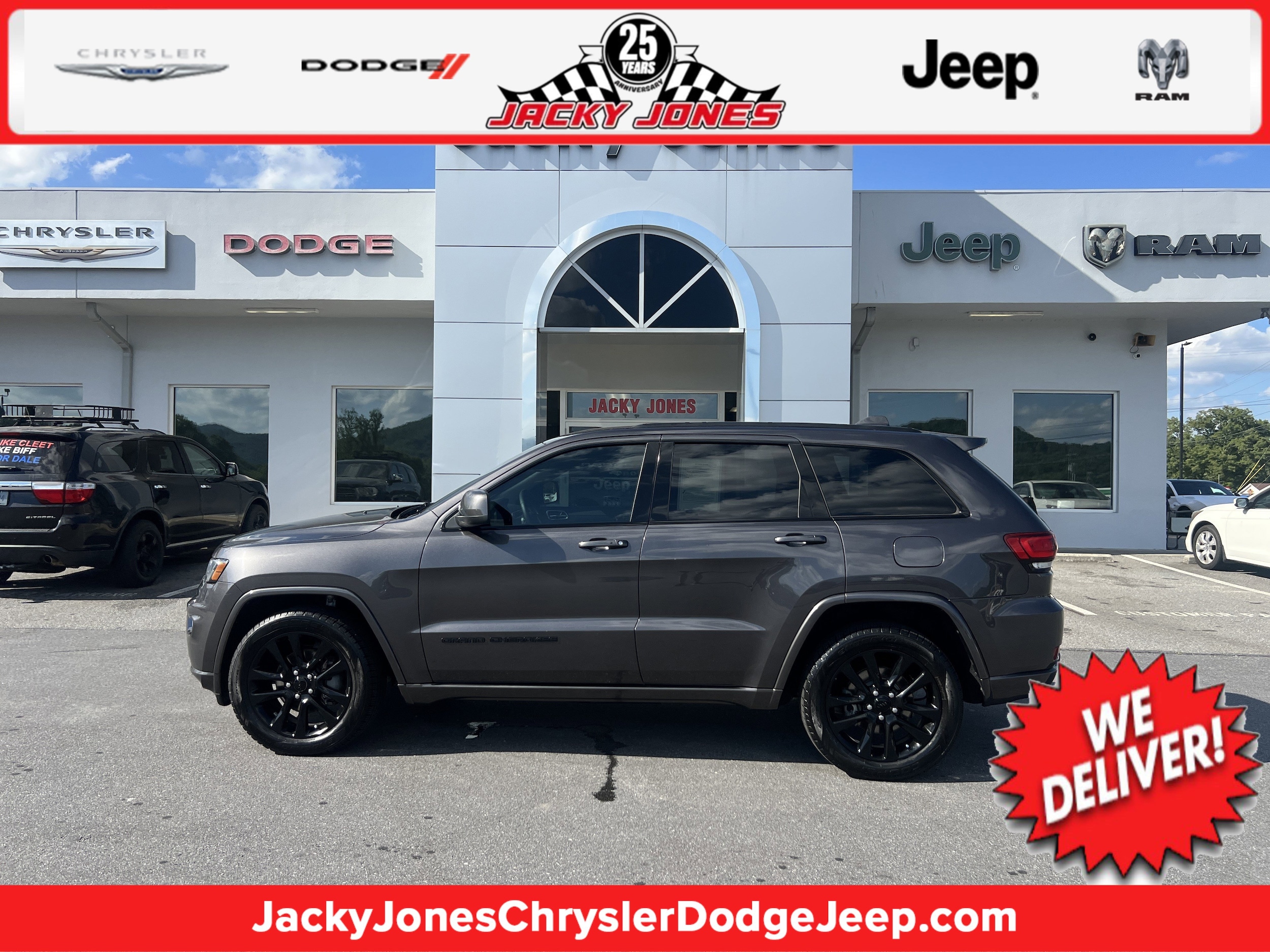 2017 Jeep Grand Cherokee Altitude 4WD's photo