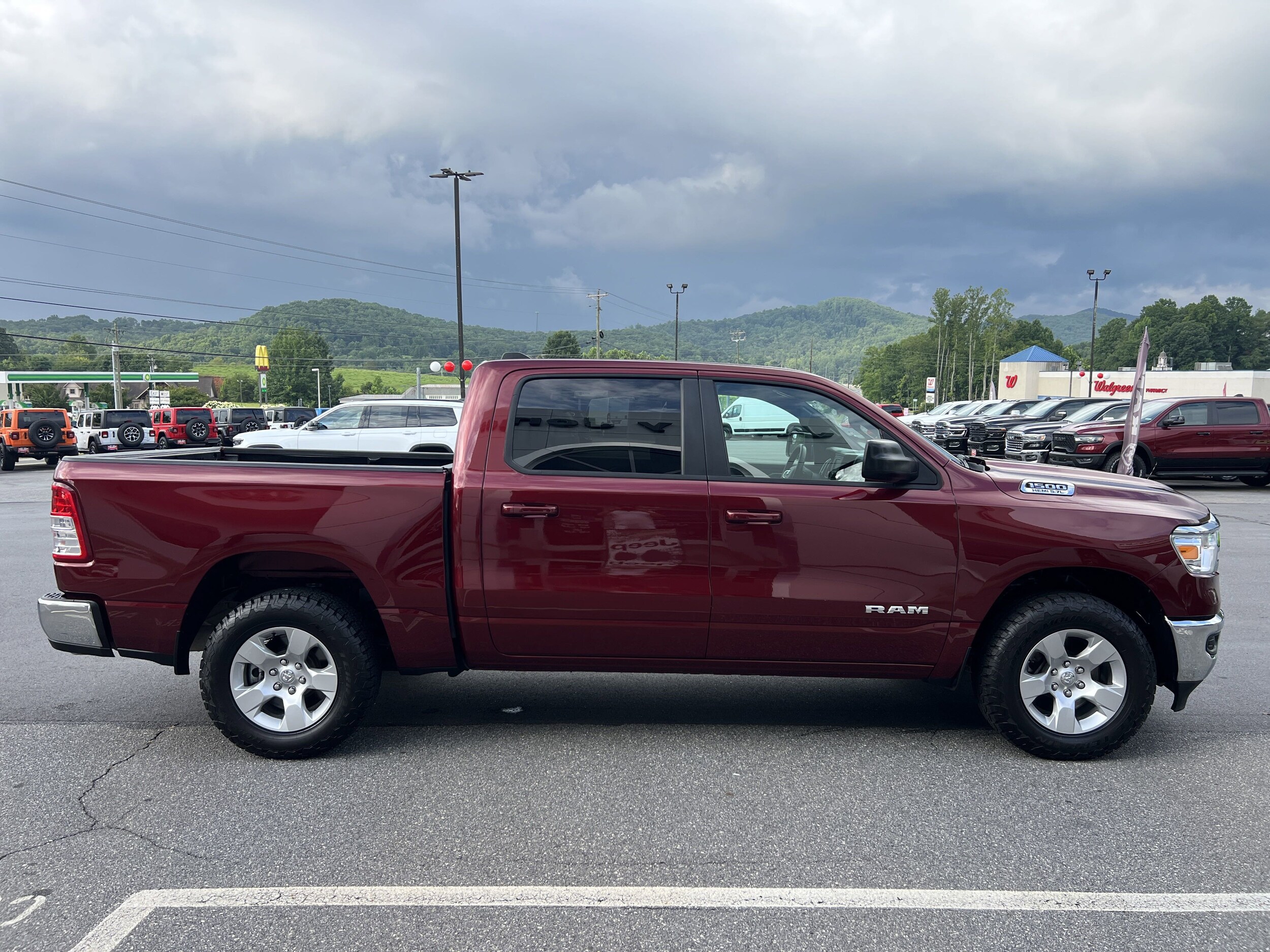 2021 Ram 1500 Big Horn photo 4