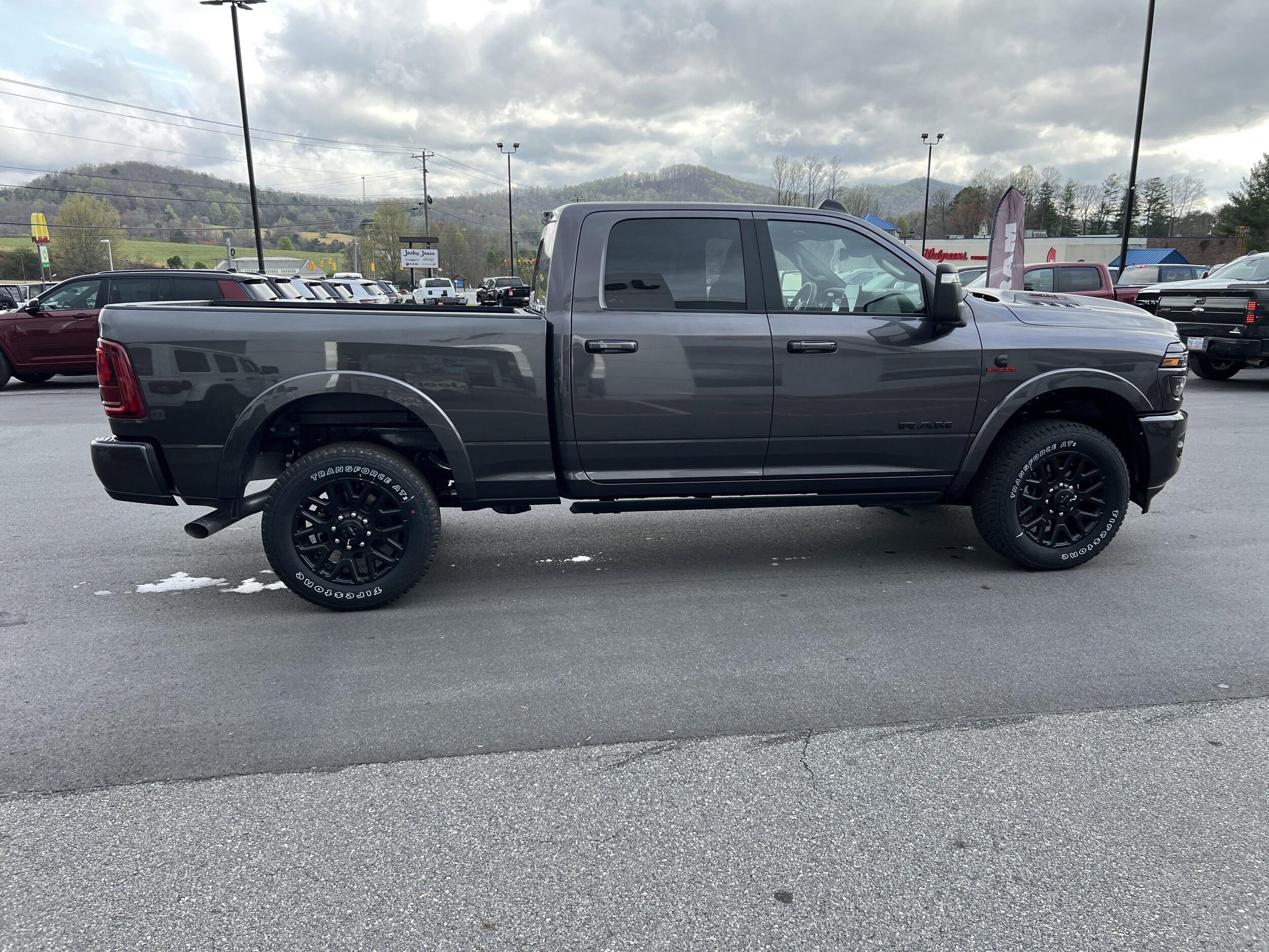 2025 Ram 2500 Limited photo 3