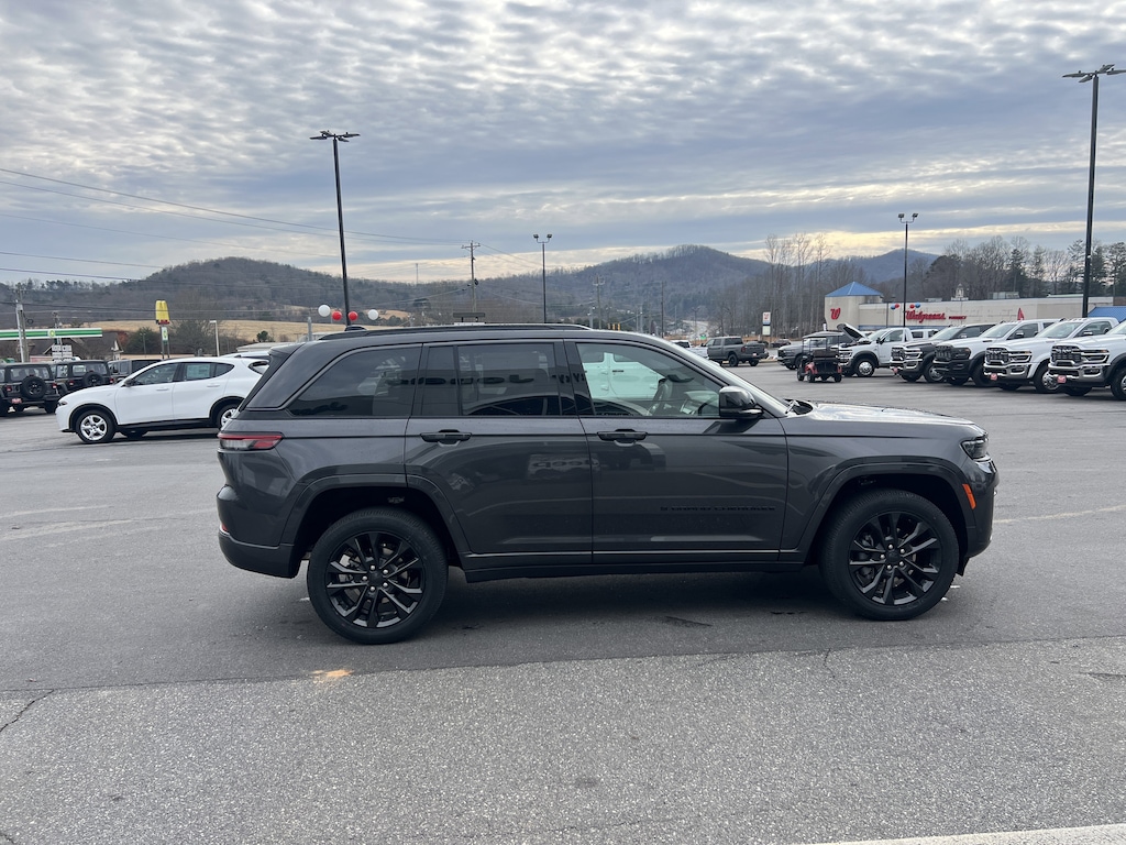New 2026 Jeep Grand Cherokee Limited Sport Utility