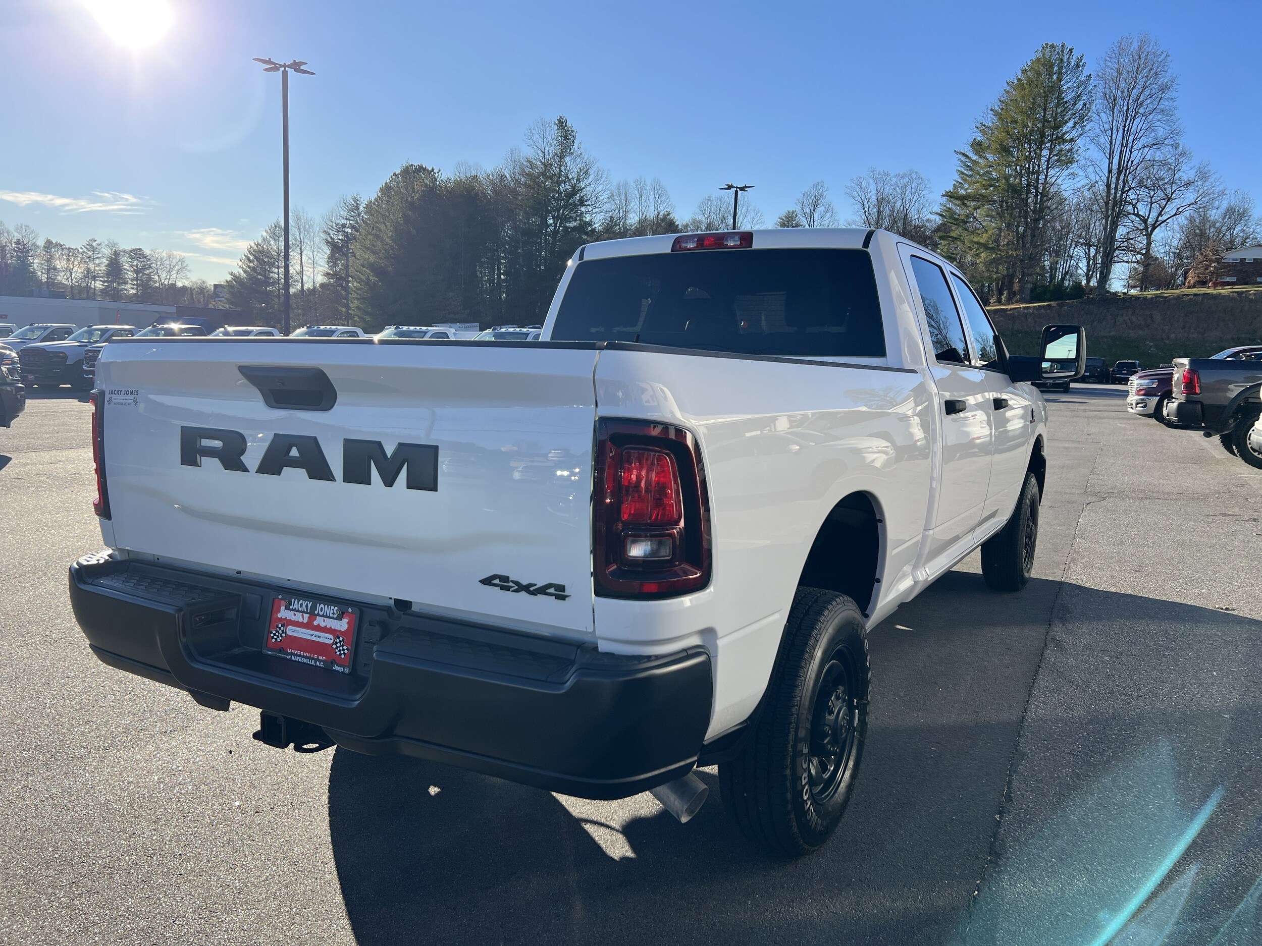 2025 Ram 2500 Tradesman photo 2