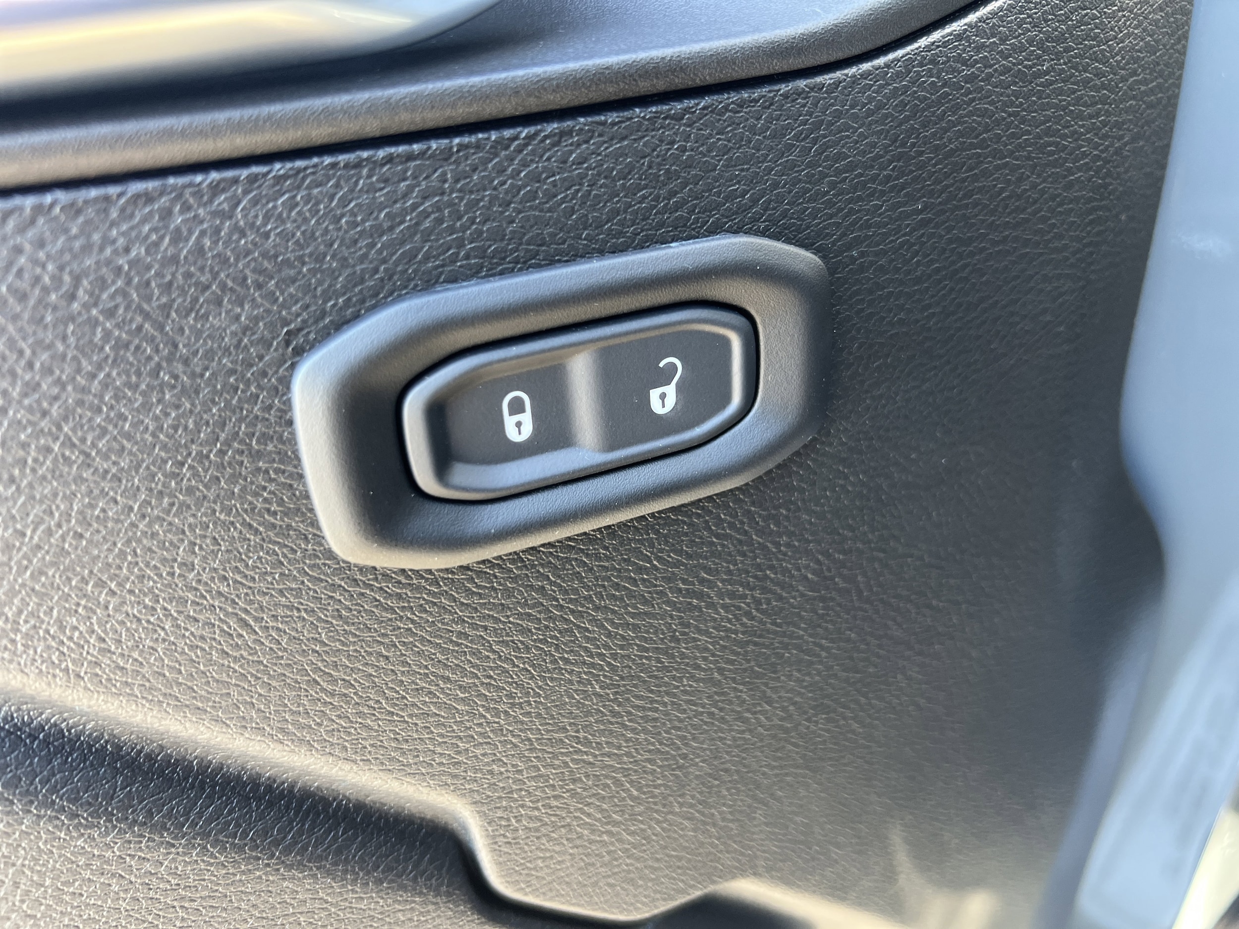 2026 Jeep Wrangler 4-Door Sport - Photo 11