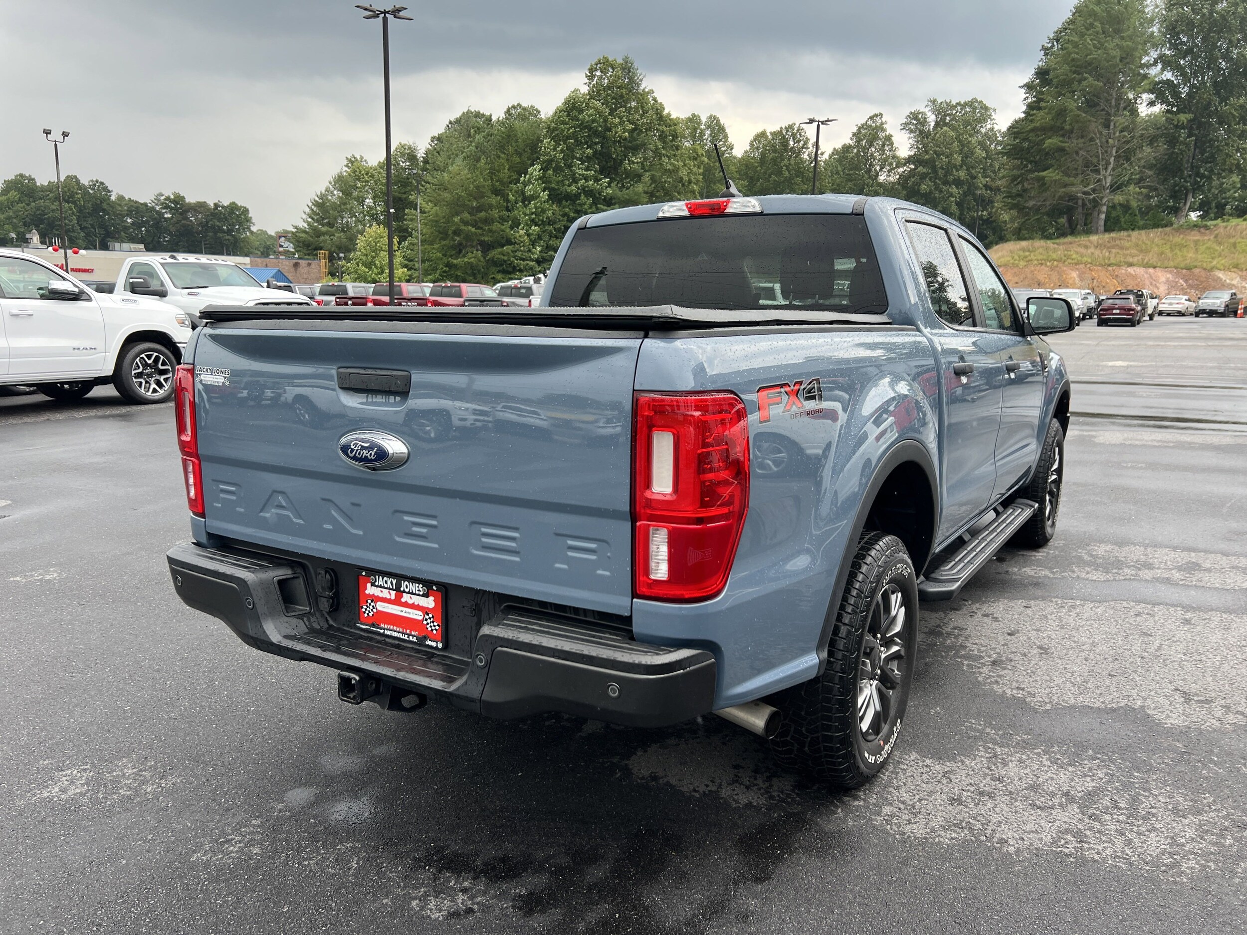2023 Ford Ranger XLT photo 3