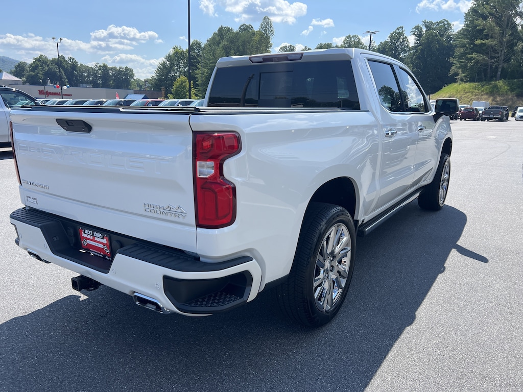 Used 2019 Chevrolet Silverado 1500 High Country 4WD Crew Cab 147 High Country