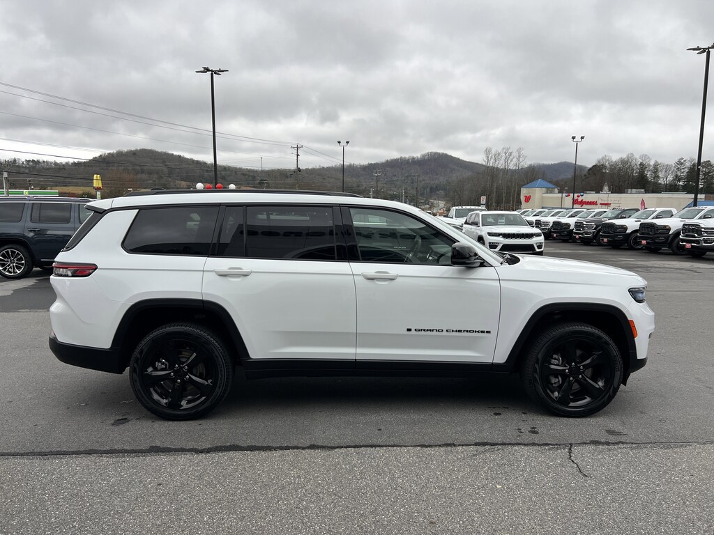 Used 2024 Jeep Grand Cherokee L Limited SUV