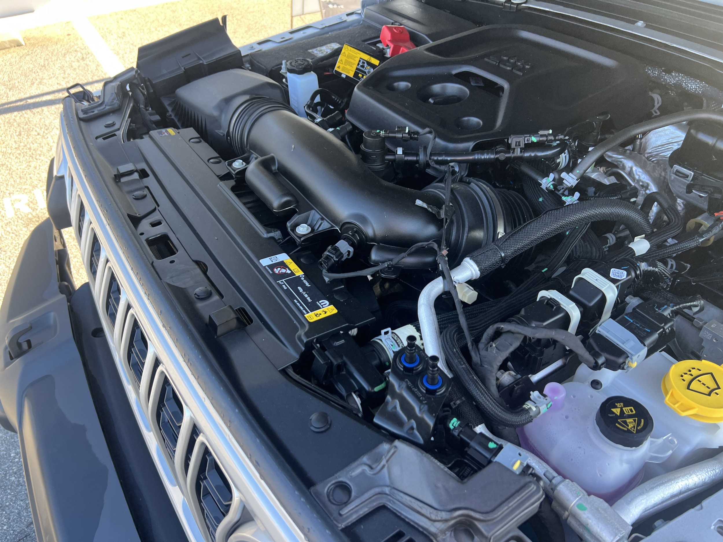 2024 Jeep Wrangler 4-Door Sahara - Photo 25
