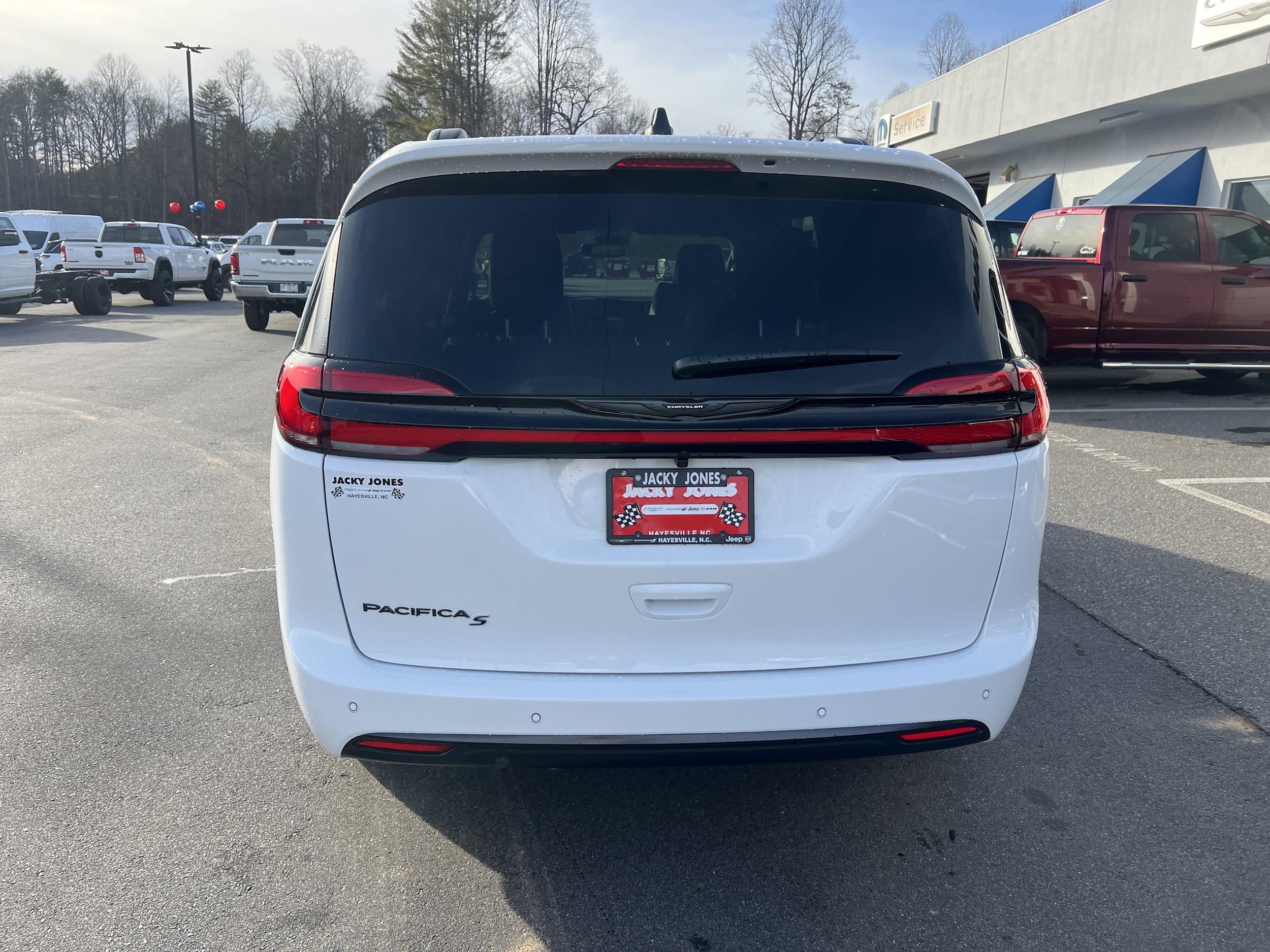 Vehicle Image 2